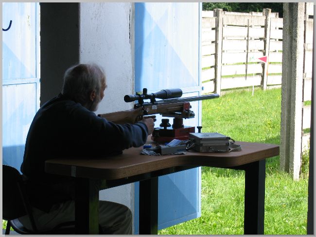 516_Benchrest.jpg