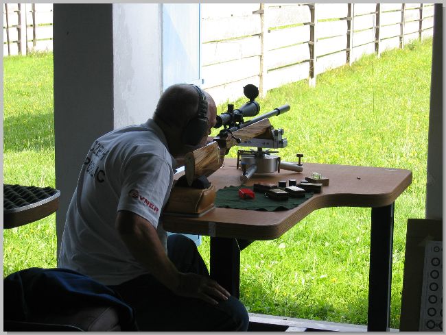 542_Benchrest.jpg